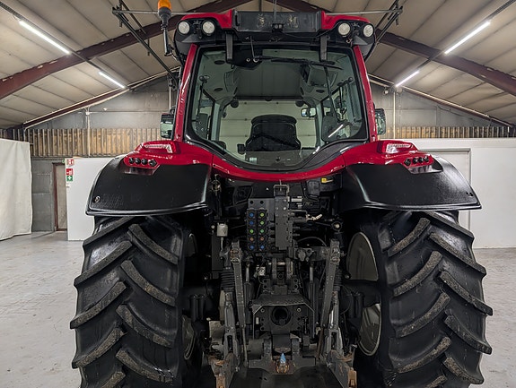 Valtra N104 Hitech 3 of 16
