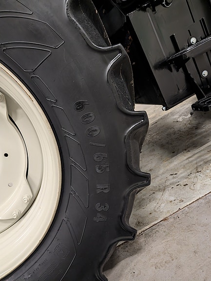 Valtra N104 Hitech 11 of 16