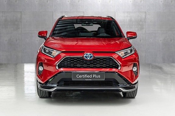 Toyota RAV4 Plug-in Hybrid 6 of 27