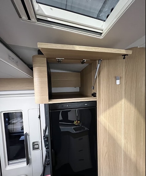 Adria NY PRIS.  Matrix Plus 670 SL. AC i bodel, luft bakaksel, solcelle,lithium. 21 of 30