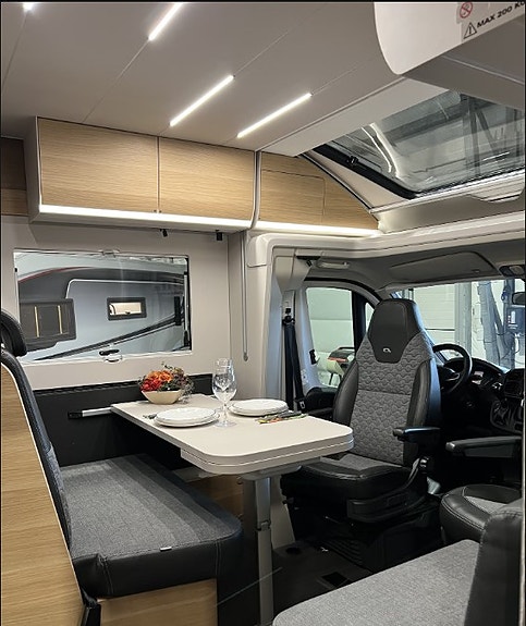Adria NY PRIS.  Matrix Plus 670 SL. AC i bodel, luft bakaksel, solcelle,lithium. 15 of 30