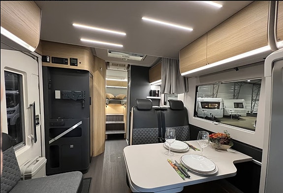 Adria NY PRIS.  Matrix Plus 670 SL. AC i bodel, luft bakaksel, solcelle,lithium. 16 of 30