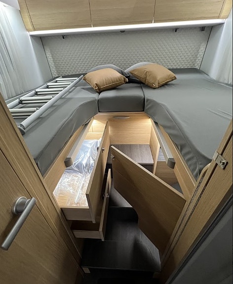 Adria NY PRIS.  Matrix Plus 670 SL. AC i bodel, luft bakaksel, solcelle,lithium. 29 of 30