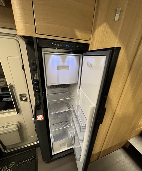 Adria NY PRIS.  Matrix Plus 670 SL. AC i bodel, luft bakaksel, solcelle,lithium. 19 of 30