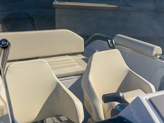 Hydrolift X-22 5 of 7
