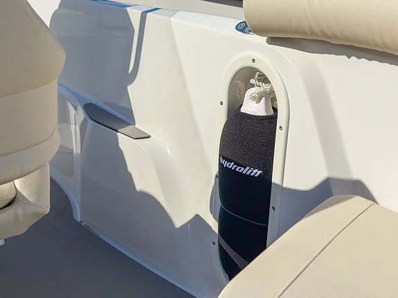 Hydrolift X-22 6 of 7
