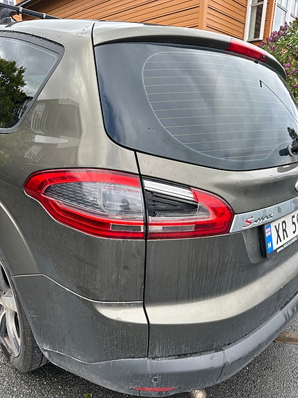 Ford S-MAX 5 of 5