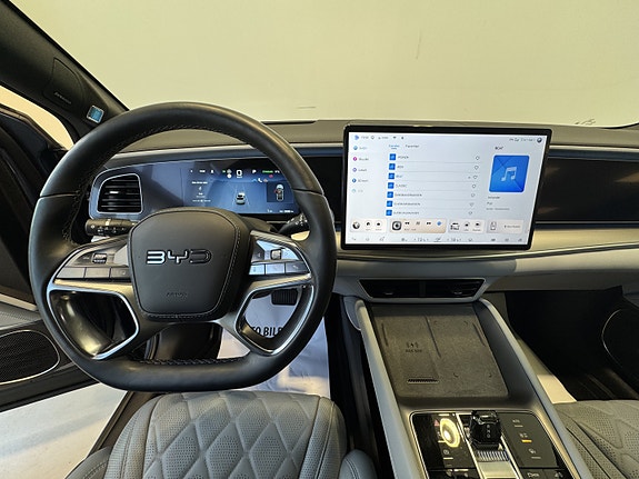 BYD Sealion 7 18 of 26