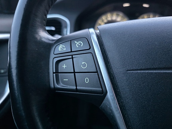 Volvo V60 9 of 14