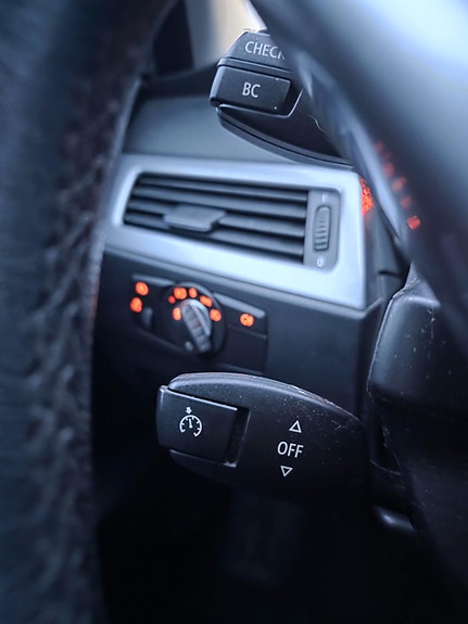 BMW 520d 16 of 17