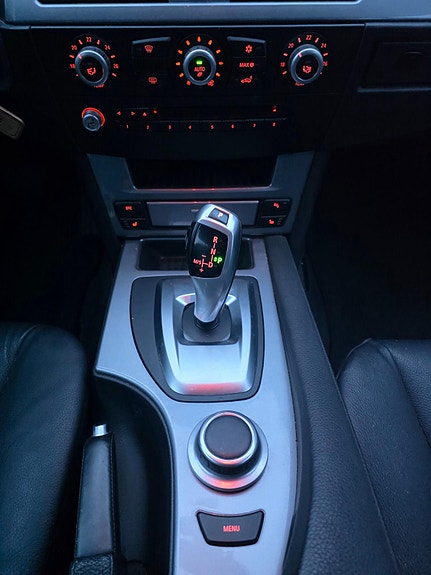 BMW 520d 8 of 17