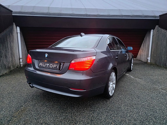 BMW 520d 5 of 17