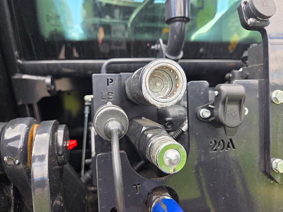 Deutz Fahr 6210 ttv warrior 9 of 27