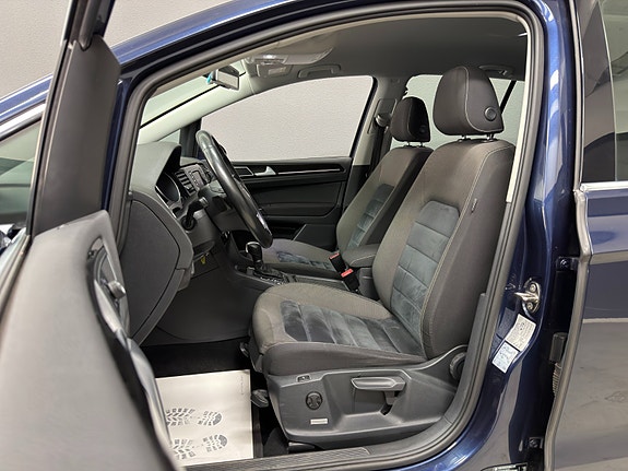 Volkswagen Golf Sportsvan 5 of 5