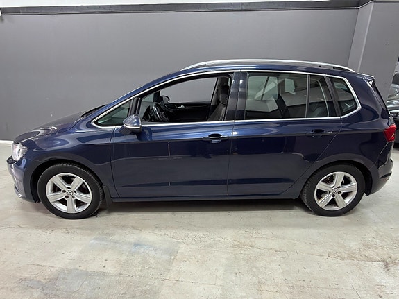 Volkswagen Golf Sportsvan 3 of 5