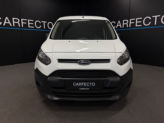 Ford Transit Connect 4 of 5