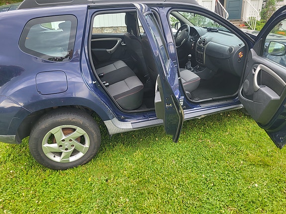 Dacia Duster 5 of 12