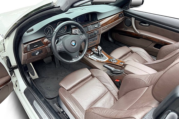 BMW 335i 17 of 30