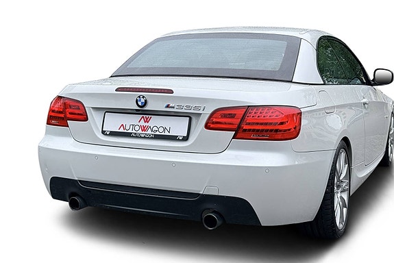 BMW 335i 8 of 30