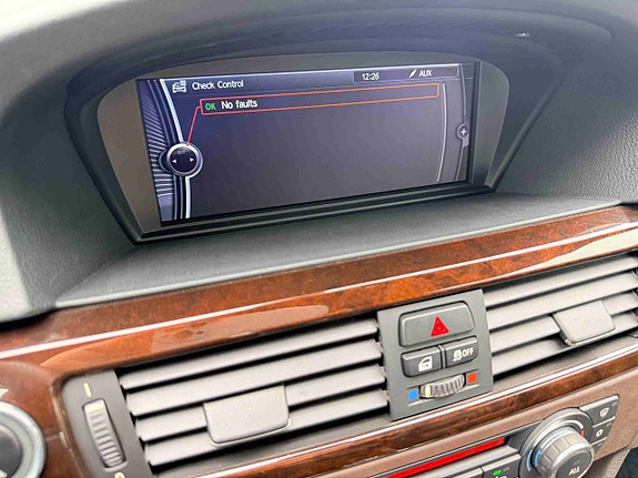 BMW 335i 21 of 30