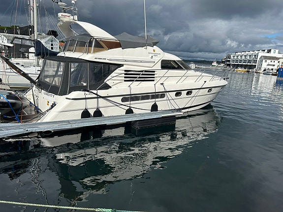 Fairline Squadron 50 særdeles velholdt og oppgradert 10 of 30