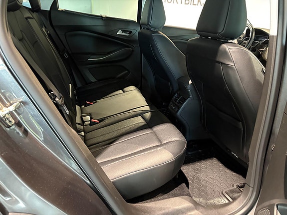 Opel Grandland X 12 of 30