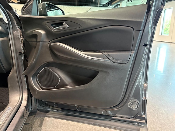 Opel Grandland X 11 of 30