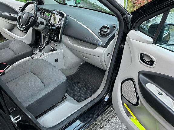 Renault Zoe 10 of 19