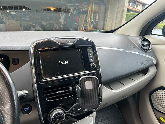 Renault Zoe 14 of 19