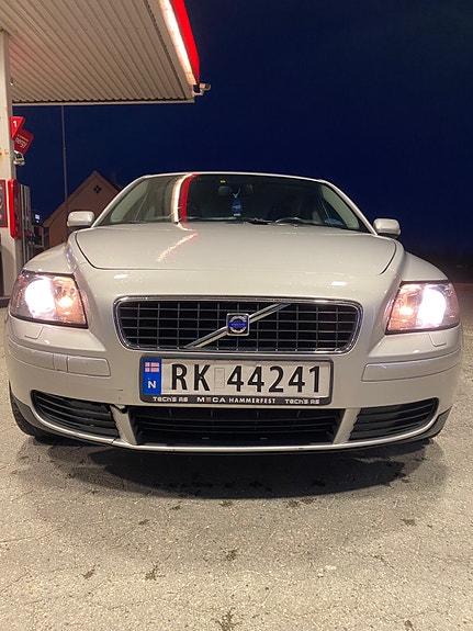 Volvo S40 4 of 5