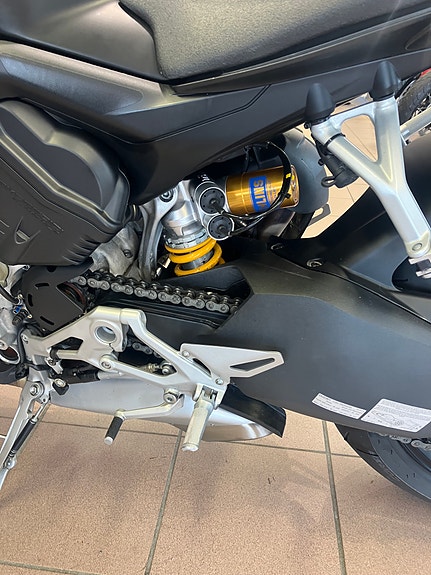 Ducati Streetfighter V4 S 8 of 9