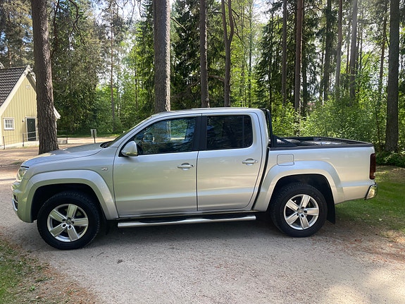 Volkswagen Amarok 7 of 25