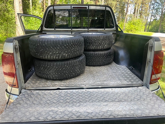 Volkswagen Amarok 12 of 25