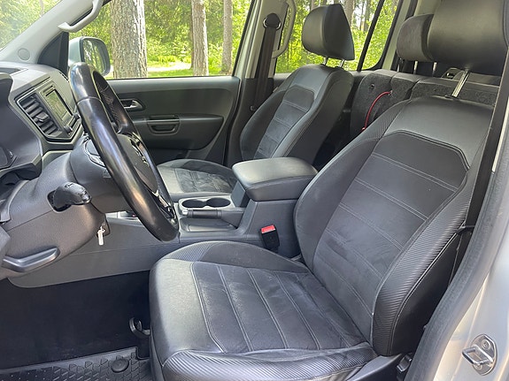 Volkswagen Amarok 9 of 25