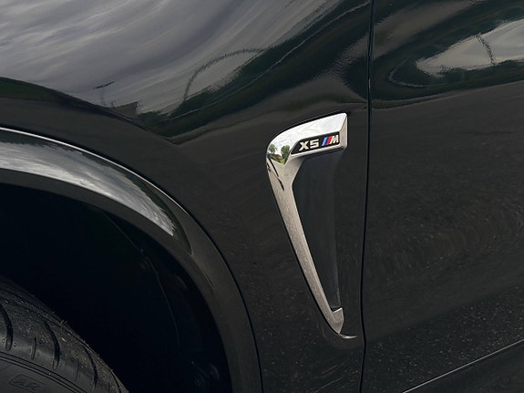 BMW X5 M 10 of 30