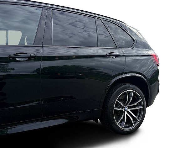 BMW X5 M 12 of 30