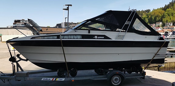 Fjord 21 dc med Volvo penta 200 hk 2017 mod kun 130 timer. 2 of 5