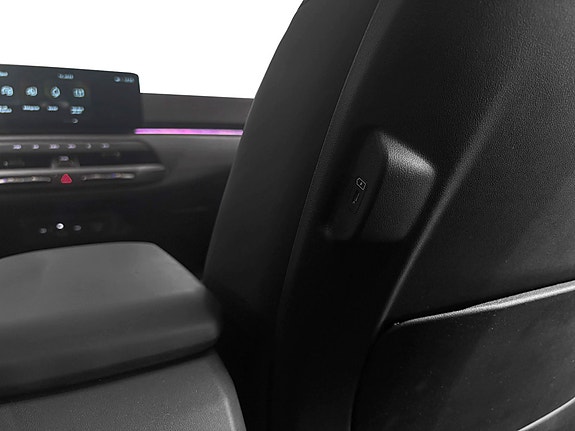 Kia EV4 21 of 30