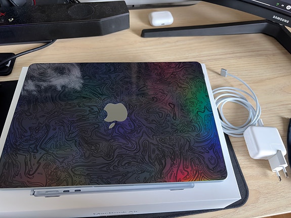 Product image 2 of 9