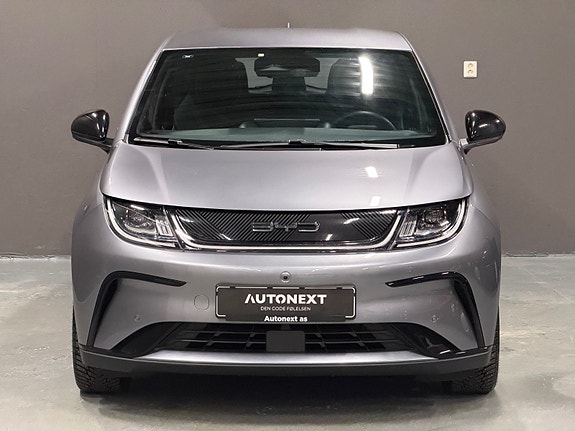 BYD Dolphin 7 of 27