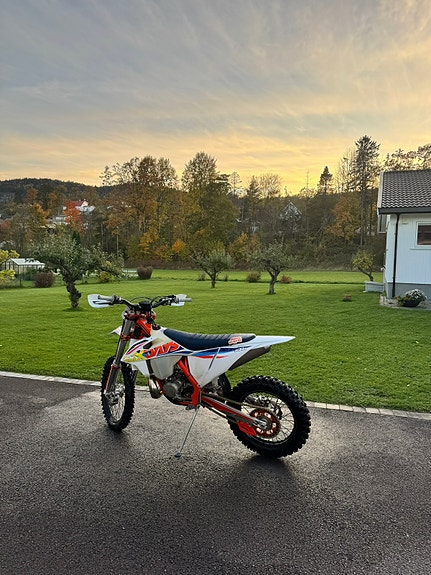 KTM 300 EXC 5 of 5