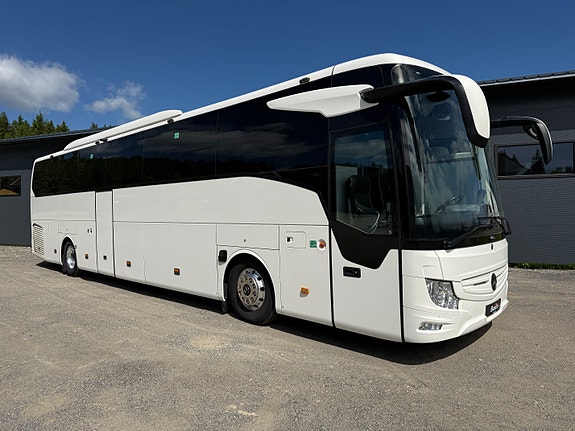 Mercedes-Benz Tourismo 2 of 28