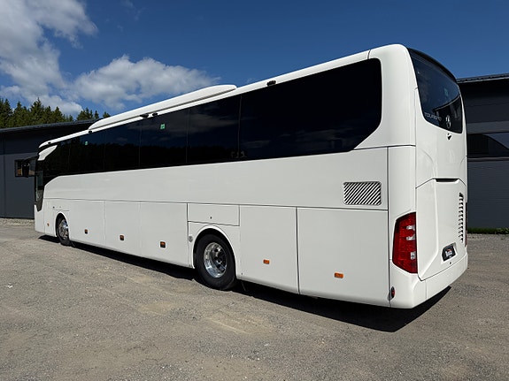 Mercedes-Benz Tourismo 8 of 28