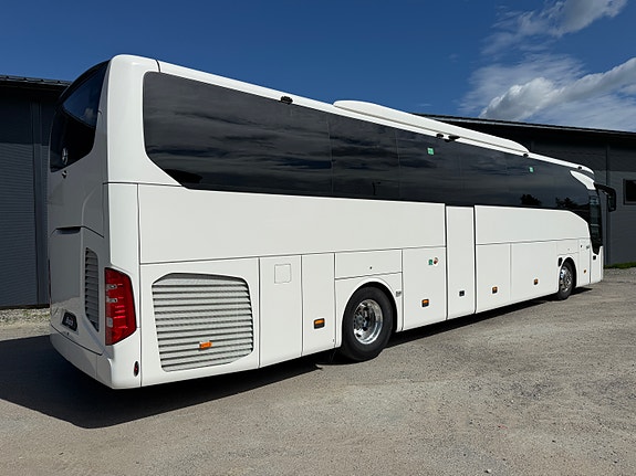 Mercedes-Benz Tourismo 4 of 28