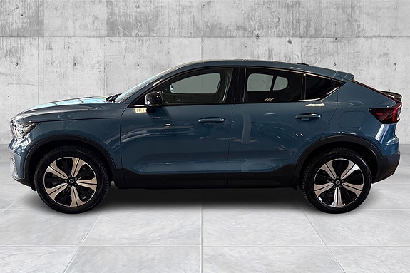 Volvo C40 2 of 5