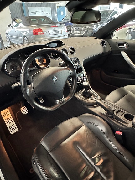 Peugeot RCZ 9 of 11