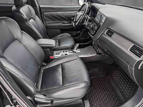 Mitsubishi Outlander 9 of 25