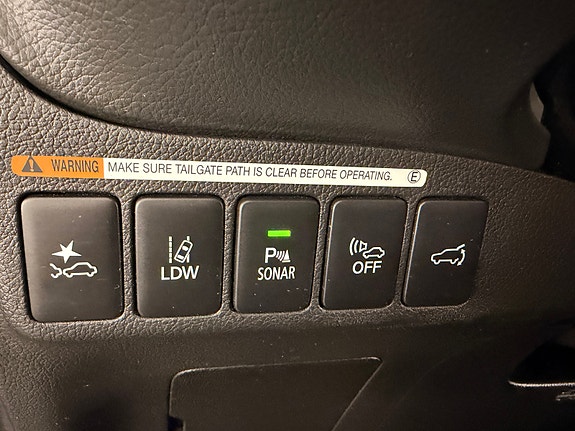 Mitsubishi Outlander 18 of 25