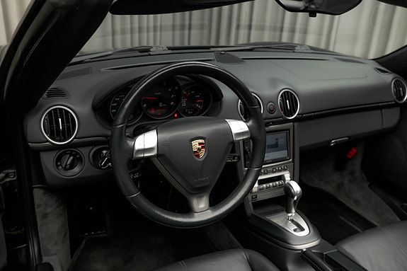 Porsche Boxster 18 of 30