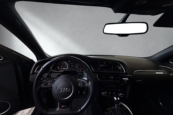Audi RS4 14 of 23
